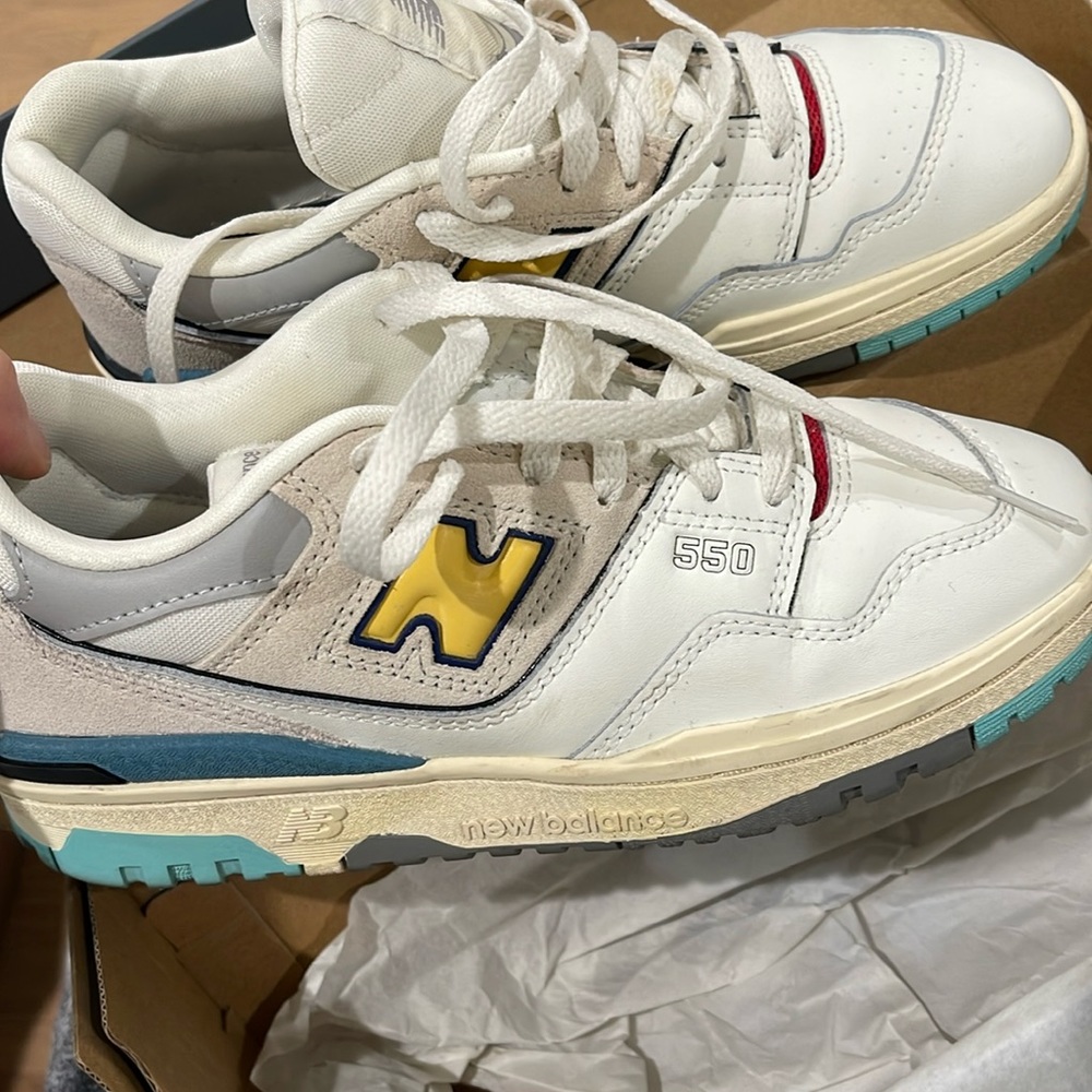 NEW BALANCE 550 sneakers